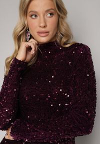 Born2be - Fioletowa Dopasowana Sukienka Mini z Półgolfem Zdobiona Cekinami Jurottja. Kolor: fioletowy. Długość rękawa: długi rękaw. Wzór: aplikacja. Typ sukienki: proste. Długość: mini #6