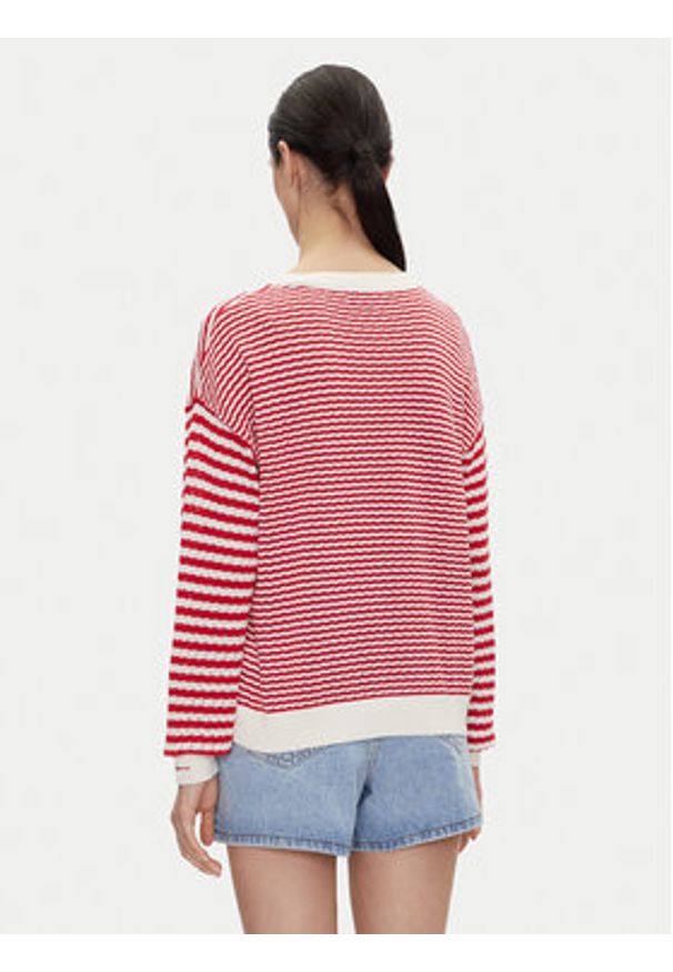 Pepe Jeans Sweter Poppy PL702278 Czerwony Regular Fit. Kolor: czerwony. Materiał: bawełna