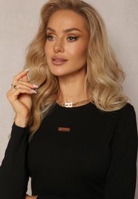 Renee - Czarna Bawełniana Bluzka z Naszywką Galbara. Kolor: czarny. Materiał: bawełna. Długość rękawa: długi rękaw. Długość: długie. Wzór: aplikacja. Styl: klasyczny