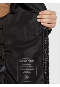 Calvin Klein Kurtka puchowa K20K204886 Czarny Regular Fit. Kolor: czarny. Materiał: syntetyk #7
