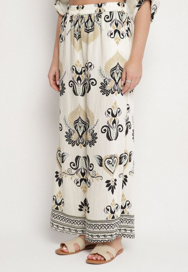 Born2be - Beżowo-Czarny Komplet z Wiskozą Bluzka i Szerokie Spodnie Rinelissa. Kolor: beżowy. Materiał: wiskoza