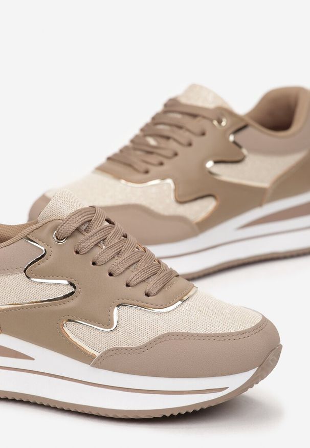 Born2be - Ciemnobeżowe Sneakersy na Grubej Płaskiej Podeszwie z Metalicznymi Wstawkami Redversa. Wysokość cholewki: przed kostkę. Kolor: beżowy. Materiał: materiał. Szerokość cholewki: normalna