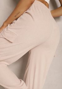 Renee - Beżowe Spodnie Typu Cargo High Waist Worseli. Okazja: na co dzień. Stan: podwyższony. Kolor: beżowy. Styl: elegancki, casual
