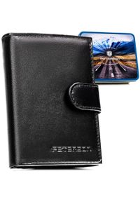 Elegancki portfel męski ze skóry naturalnej w czarnym kolorze zamykany zatrzaskiem, w zestawie z brelokiem - Peterson. Kolor: czarny. Materiał: skóra #1