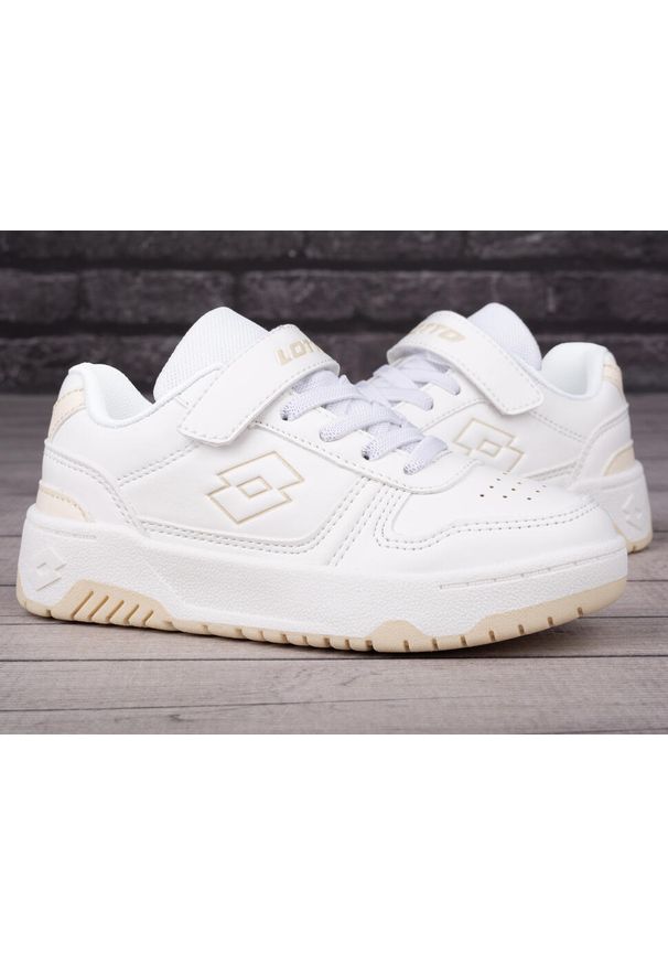 LOTTO - Buty dziecięce na rzep Lotto GROOVN K. Zapięcie: rzepy. Kolor: biały. Sport: turystyka piesza