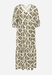 Born2be - Zielona Rozkloszowana Sukienka z Wiskozą z Motywem Roślinnym Loredia. Okazja: na co dzień. Typ kołnierza: dekolt w kształcie V. Kolor: zielony. Materiał: wiskoza. Długość rękawa: krótki rękaw. Wzór: aplikacja. Styl: casual, elegancki #4