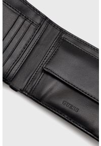 Guess portfel męski kolor czarny. Kolor: czarny. Materiał: materiał. Wzór: gładki #3
