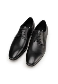 Wittchen - Męskie buty derby skórzane proste czarne. Okazja: do pracy. Kolor: czarny. Materiał: skóra. Wzór: aplikacja, gładki. Styl: elegancki #6