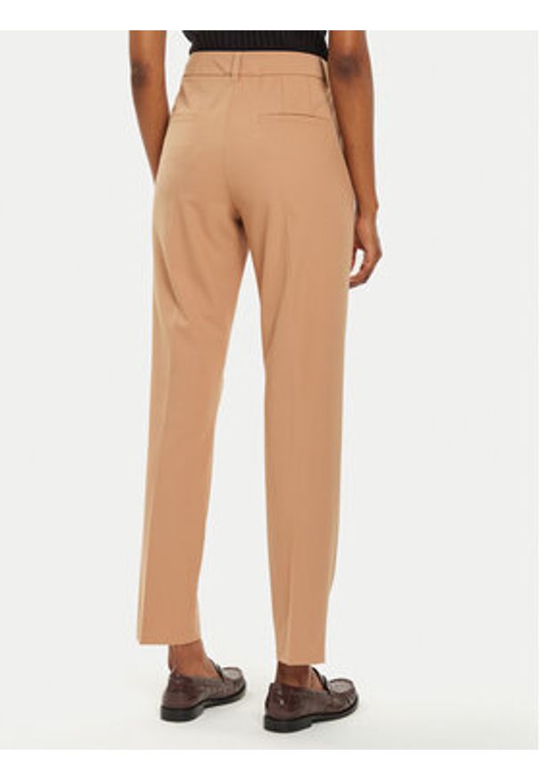 Marella Chinosy Verres 2423136281 Brązowy Slim Fit. Kolor: brązowy. Materiał: syntetyk