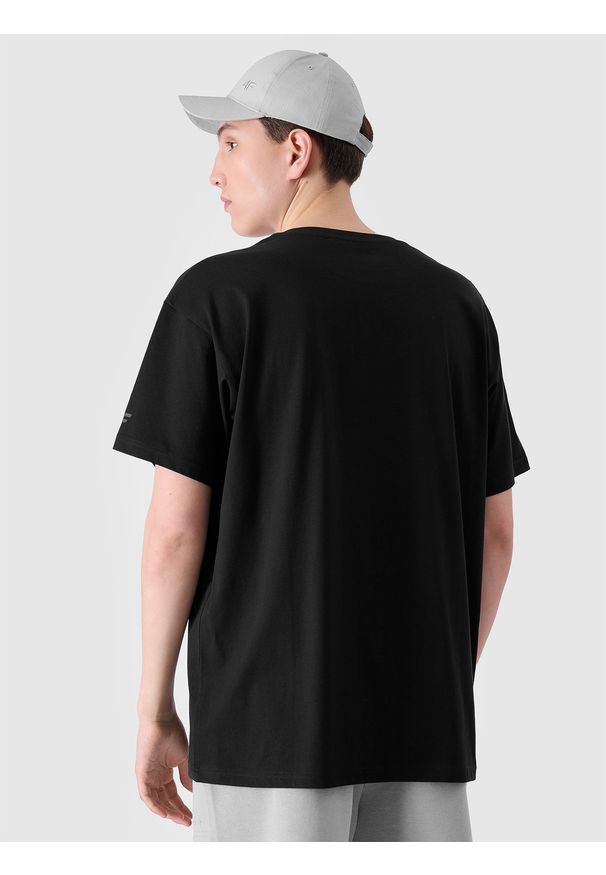 4f - 4F T-shirt oversize z nadrukiem męski - czarny S. Okazja: na co dzień. Kolor: czarny. Materiał: dzianina, bawełna, jersey. Długość rękawa: krótki rękaw. Długość: krótkie. Wzór: nadruk. Styl: klasyczny, sportowy, casual