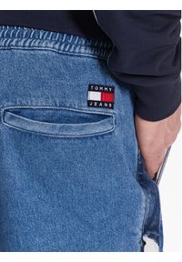 Tommy Jeans Szorty jeansowe Aiden DM0DM16152 Niebieski Regular Fit. Kolor: niebieski. Materiał: bawełna