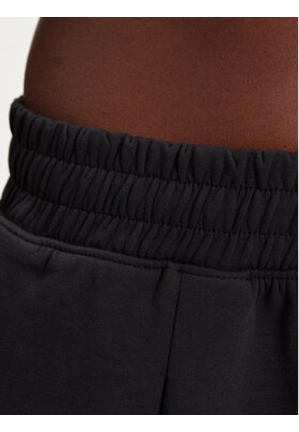 Under Armour Szorty sportowe Unstoppable Flc Pltd Short 1382764-001 Czarny Loose Fit. Kolor: czarny. Materiał: syntetyk