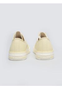 Big-Star - Trampki damskie niskie żółte TT274287 201. Nosek buta: okrągły. Zapięcie: sznurówki. Kolor: żółty. Materiał: materiał. Sezon: wiosna, lato. Styl: klasyczny #2