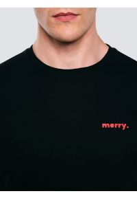 Big-Star - Koszulka męska z niewielkim nadrukiem na piersi czarna Karr 906. Okazja: na co dzień. Kolor: czarny. Materiał: dzianina, jeans. Długość rękawa: krótki rękaw. Długość: krótkie. Wzór: nadruk. Styl: wizytowy, casual, klasyczny, elegancki #4