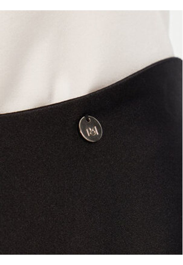 Rinascimento Spódnica trapezowa CFC0125080003 Czarny Regular Fit. Kolor: czarny. Materiał: syntetyk