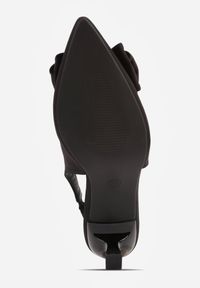 Renee - Czarne Sandały Slingback na Kaczuszce Zdobione Aplikacją z Kokardą Teniane. Okazja: na co dzień. Zapięcie: pasek. Kolor: czarny. Materiał: jeans. Wzór: aplikacja. Obcas: na szpilce. Styl: casual #6