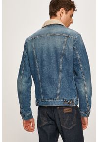 Wrangler - Kurtka jeansowa. Kolor: niebieski. Materiał: jeans. Wzór: gładki #4