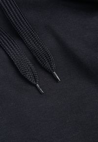 Born2be - Granatowa Bluza z Kapturem Kasseia. Typ kołnierza: kaptur. Kolor: niebieski. Materiał: dzianina, polar. Styl: klasyczny #5