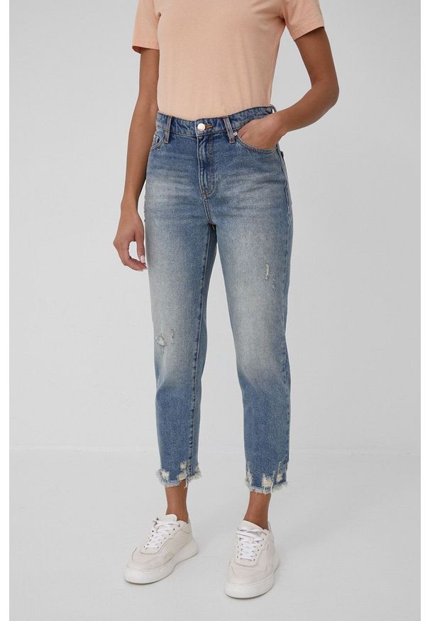 Armani Exchange jeansy damskie. Stan: podwyższony. Kolor: niebieski