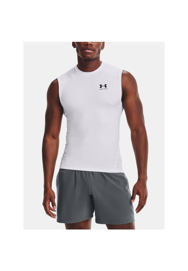 Under Armour - Koszulka męska tank top UNDER ARMOUR 1361522 bez rękawów. Kolor: biały. Długość rękawa: bez rękawów. Styl: sportowy