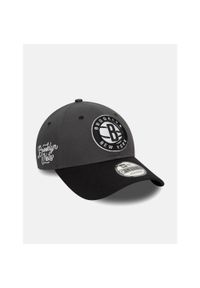 Czapka z daszkiem New Era NBA Brooklyn Nets. Kolor: wielokolorowy, szary, czarny. Styl: sportowy