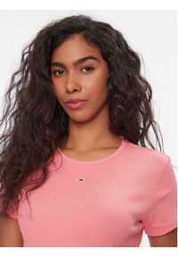 Tommy Jeans T-Shirt Essential DW0DW17383 Różowy Slim Fit. Kolor: różowy. Materiał: bawełna #4