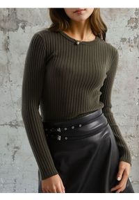 Sinsay - Sweter - khaki. Kolor: brązowy. Materiał: materiał, prążkowany. Długość: długie