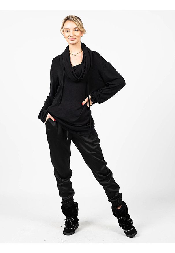 La Haine Inside Us Spodnie "Batonrouge" | A2232 4O | BATONROUGE | Kobieta | Czarny. Okazja: na co dzień. Kolor: czarny. Materiał: poliester, elastan. Styl: casual