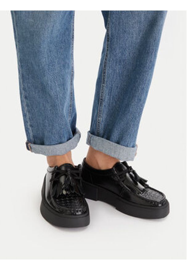 Clarks Półbuty Torview W 26184943 Czarny. Kolor: czarny. Materiał: skóra