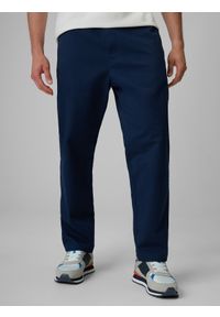 4f - 4F Spodnie casual męskie - granatowe XL. Okazja: na co dzień. Kolor: niebieski. Materiał: bawełna, tkanina. Styl: casual #2