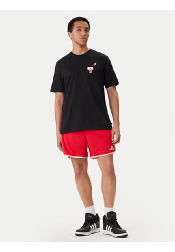 Adidas - adidas T-Shirt Mini Embroidery Basketball Graphic KB2526 Czarny Regular Fit. Kolor: czarny. Materiał: bawełna
