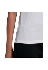 Adidas - Koszulka damska adidas Loungewear Essentials Logo Tee GL0649. Materiał: jeans, bawełna, dresówka #4