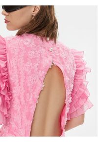 Custommade Sukienka koktajlowa Lilibet 999317483 Różowy Regular Fit. Kolor: różowy. Materiał: syntetyk. Styl: wizytowy #3