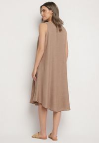 Born2be - Ciemnobeżowa Rozkloszowana Klasyczna Sukienka Lunetira. Okazja: na spacer, na co dzień. Kolor: beżowy. Materiał: jeans. Typ sukienki: proste. Styl: klasyczny #4