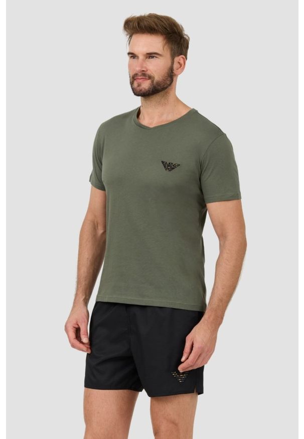 Emporio Armani - EMPORIO ARMANI Zielony męski t-shirt logo brodé, Rozmiar XL. Kolor: zielony
