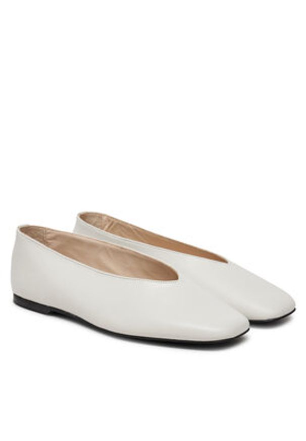 Calvin Klein Baleriny HW0HW02441 Beżowy. Kolor: beżowy. Materiał: skóra