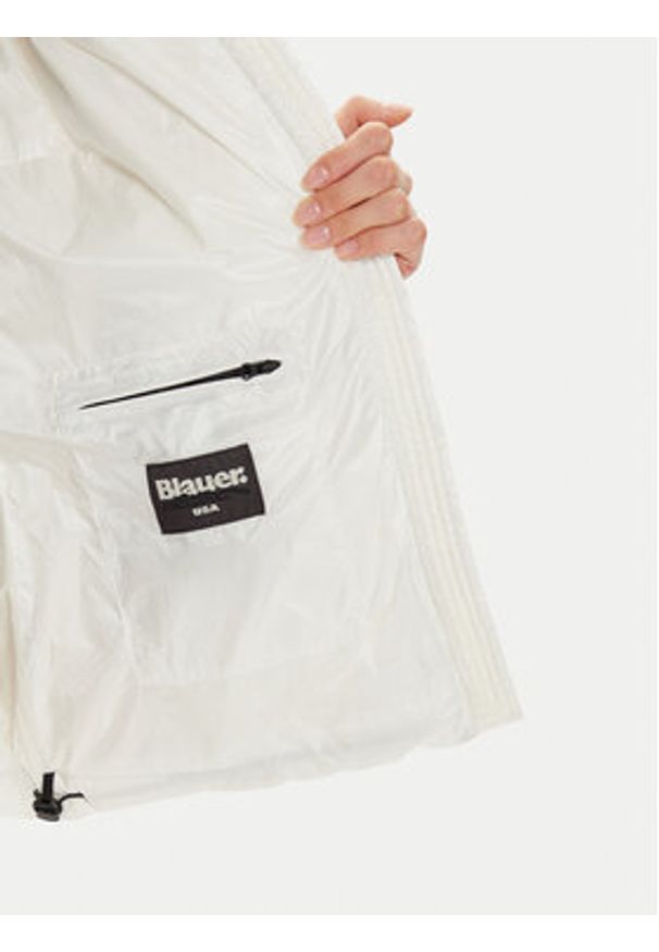 Blauer Kurtka puchowa 24WBLDC03051 006047 Biały Regular Fit. Kolor: biały. Materiał: syntetyk