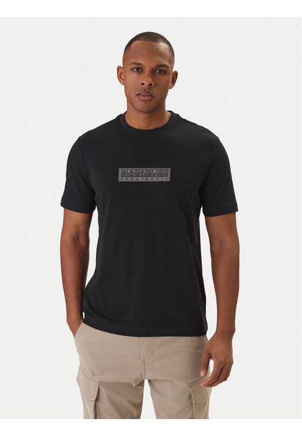 Napapijri T-Shirt S-Box Logo NP0A4IFL Czarny Regular Fit. Kolor: czarny. Materiał: bawełna