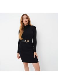 Mohito - Dzianinowa sukienka mini - Czarny. Kolor: czarny. Materiał: dzianina