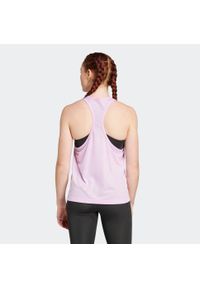 Adidas - Koszulka fitness damska ADIDAS bez rękawów. Kolor: różowy. Materiał: skóra, materiał. Długość rękawa: bez rękawów. Sport: fitness