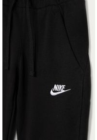 Nike Kids - Spodnie dziecięce 122-170 cm. Okazja: na co dzień. Kolor: czarny. Materiał: bawełna, poliester, materiał, dzianina. Wzór: gładki. Styl: casual #2