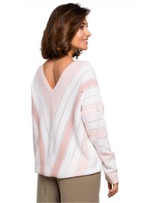 Style - Elegancki lekki sweter z dekoltem z przodu i z tyłu. Materiał: akryl. Wzór: ażurowy, aplikacja, geometria. Styl: elegancki #2