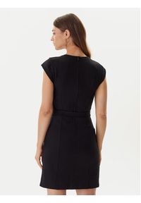 Guess Sukienka koktajlowa W5BK21 KCMU2 Czarny Slim Fit. Kolor: czarny. Materiał: syntetyk. Styl: wizytowy #5