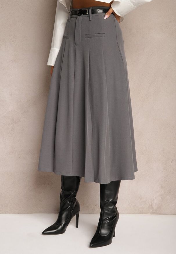 Renee - Szara Spódnica o Rozkloszowanym Kroju High Waist z Paskiem i Imitacją Kieszeni Rivivia. Okazja: na co dzień. Stan: podwyższony. Kolor: szary. Styl: elegancki, casual