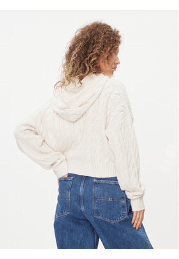 Tommy Jeans Sweter Center Flag DW0DW16528 Écru Regular Fit. Materiał: syntetyk