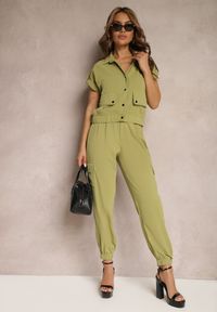 Renee - Ciemnozielony 2-częściowy Komplet z Bluzką i Spodniami Ezrala. Kolor: zielony. Wzór: aplikacja #1