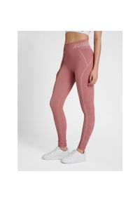 Damskie legginsy mid-rise Hummel TE Christel. Kolor: czerwony, fioletowy, wielokolorowy. Materiał: materiał, dzianina, prążkowany. Wzór: jodełka