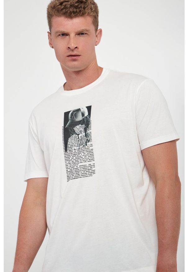 Armani Exchange - T-shirt męski z nadrukiem ARMANI EXCHANGE. Wzór: nadruk