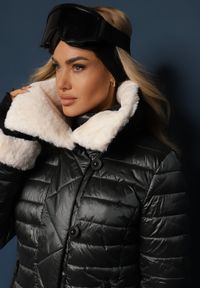 Renee - Ciemnozielona Kurtka Lilacoris. Kolor: zielony. Materiał: tkanina, futro. Długość: krótkie. Wzór: aplikacja. Sezon: jesień, zima. Styl: elegancki