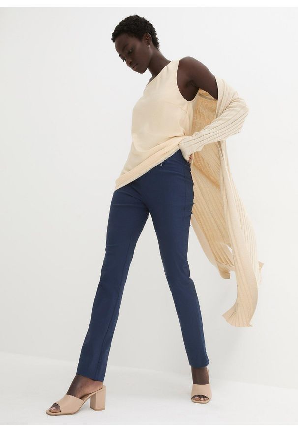 bonprix - Spodnie ze stretchem z gumką w talii. Kolor: niebieski. Styl: klasyczny